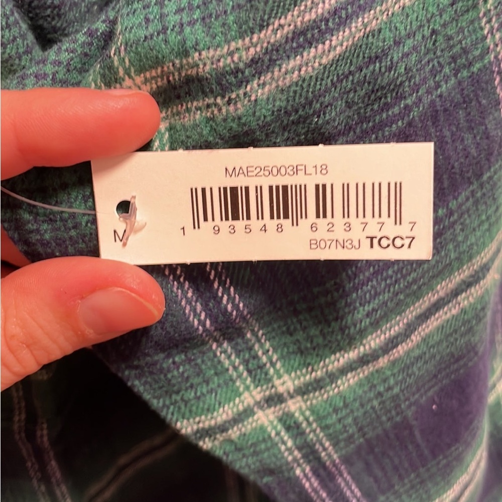 Flannel - Picture 4 of 5
